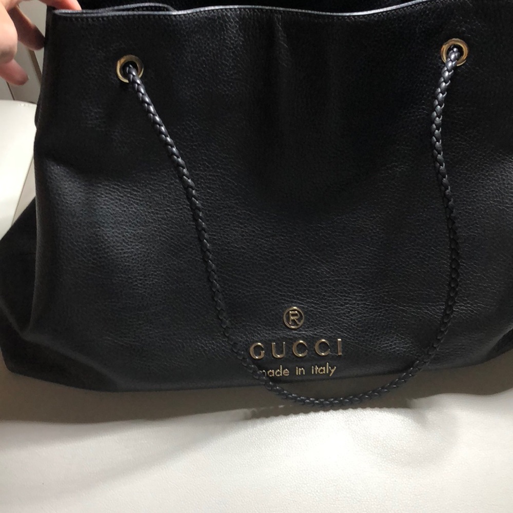 Large leather Gucci tote